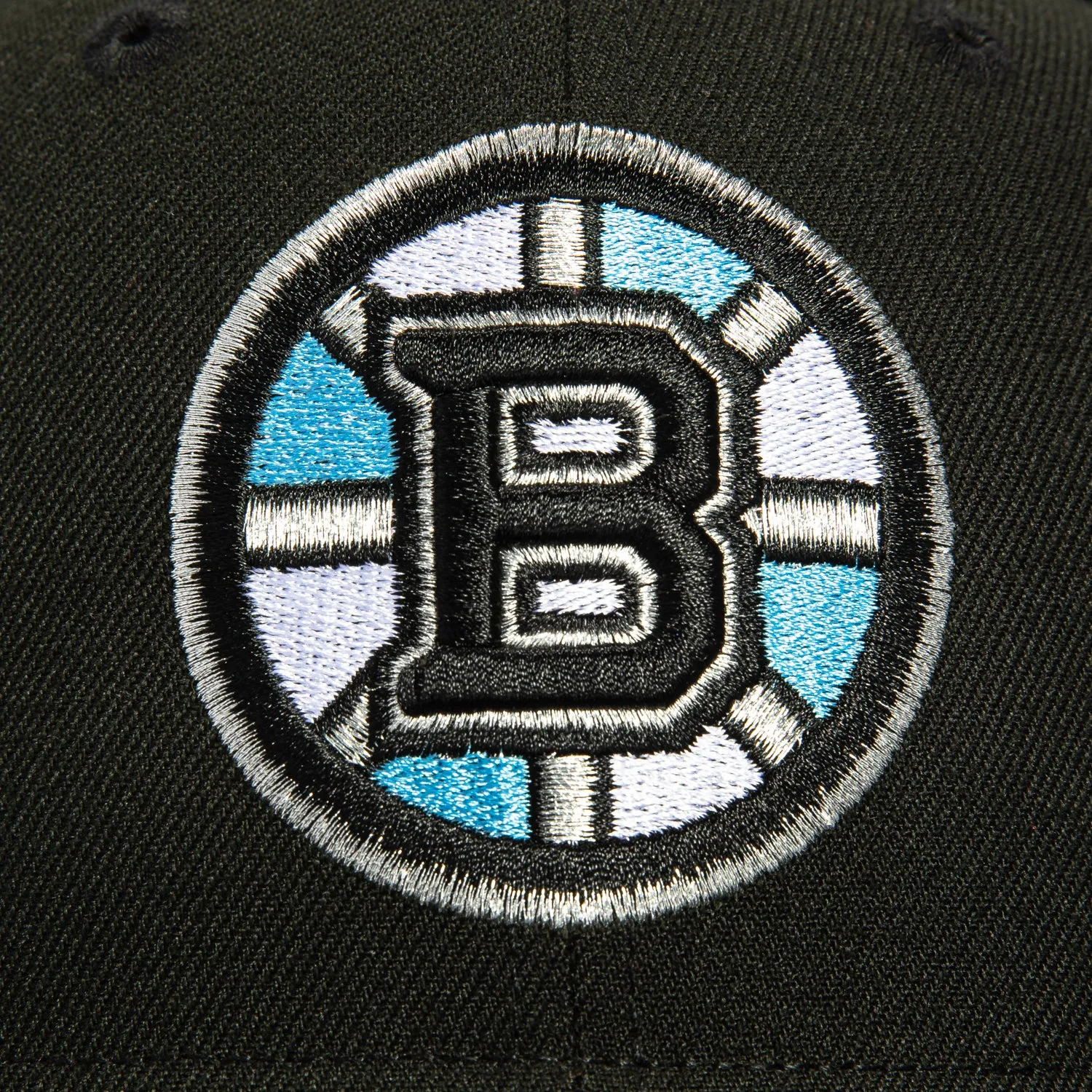 New Era 59Fifty Boston Bruins 90th Anniversary Patch Hat - Black. Light Blue