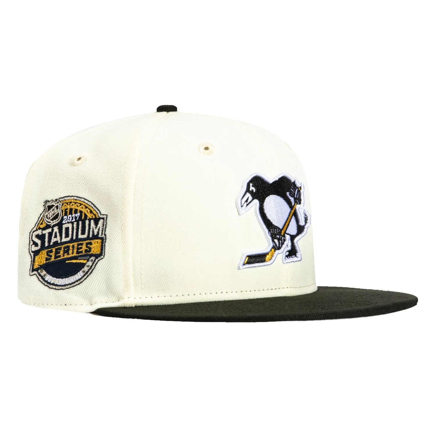 New Era 59Fifty Pittsburgh Penguins 2017 Stadium Series Patch Hat - White. Black