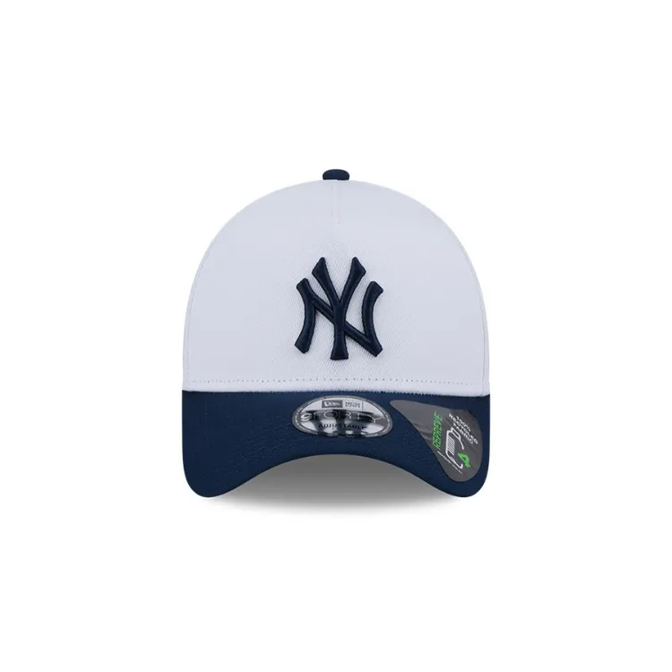 New Era New York Yankees 9FORTY A Frame - Chrome Oceanside Repreve