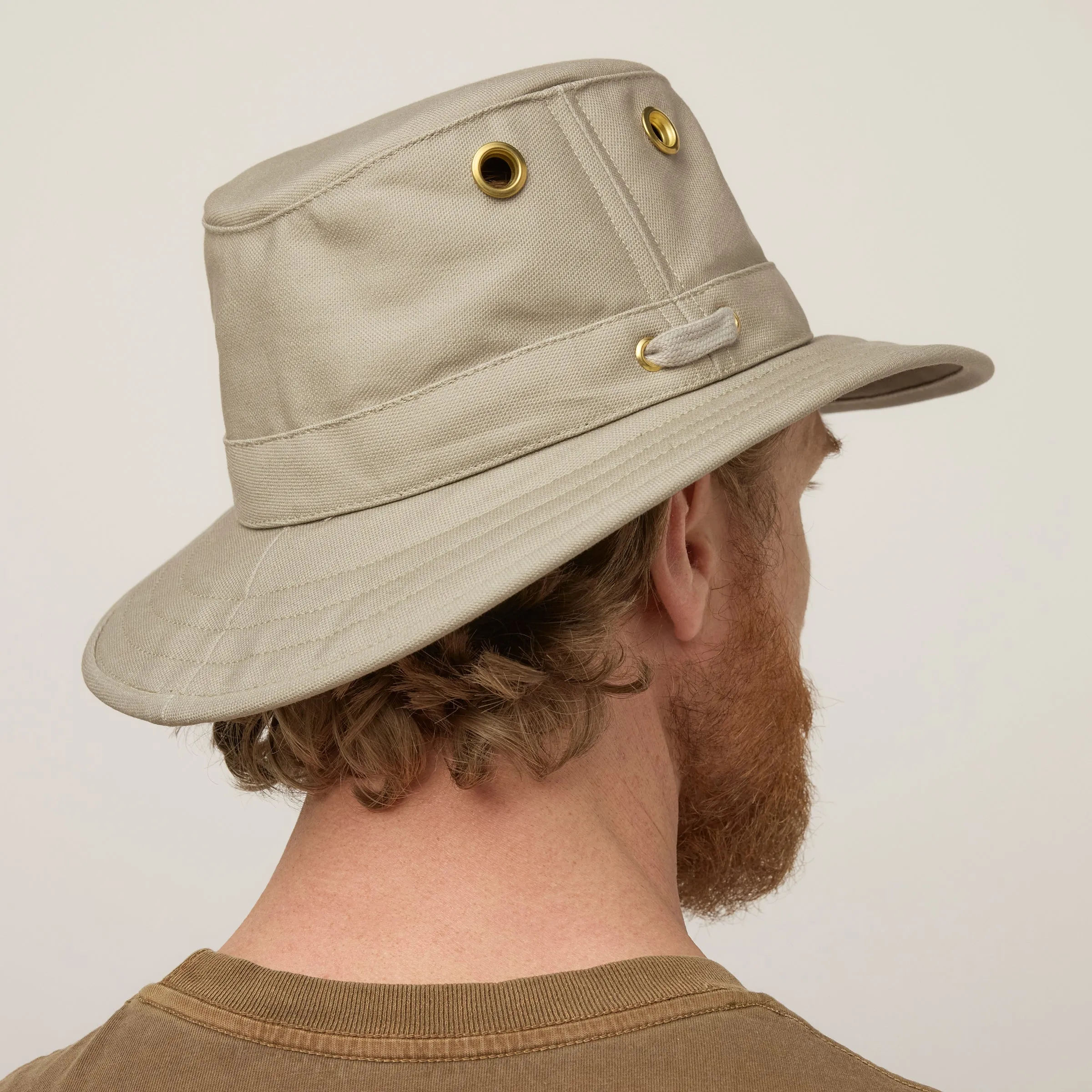 T5 Adventure Hat